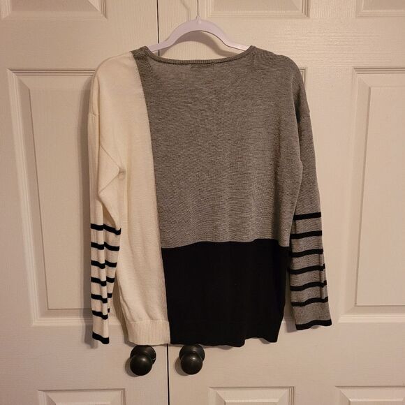 Calvin Klein woman's color block sweater size small - Picture 2 of 7